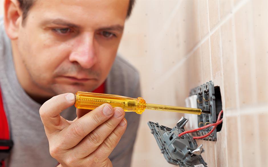 électricien installateur Paris 8